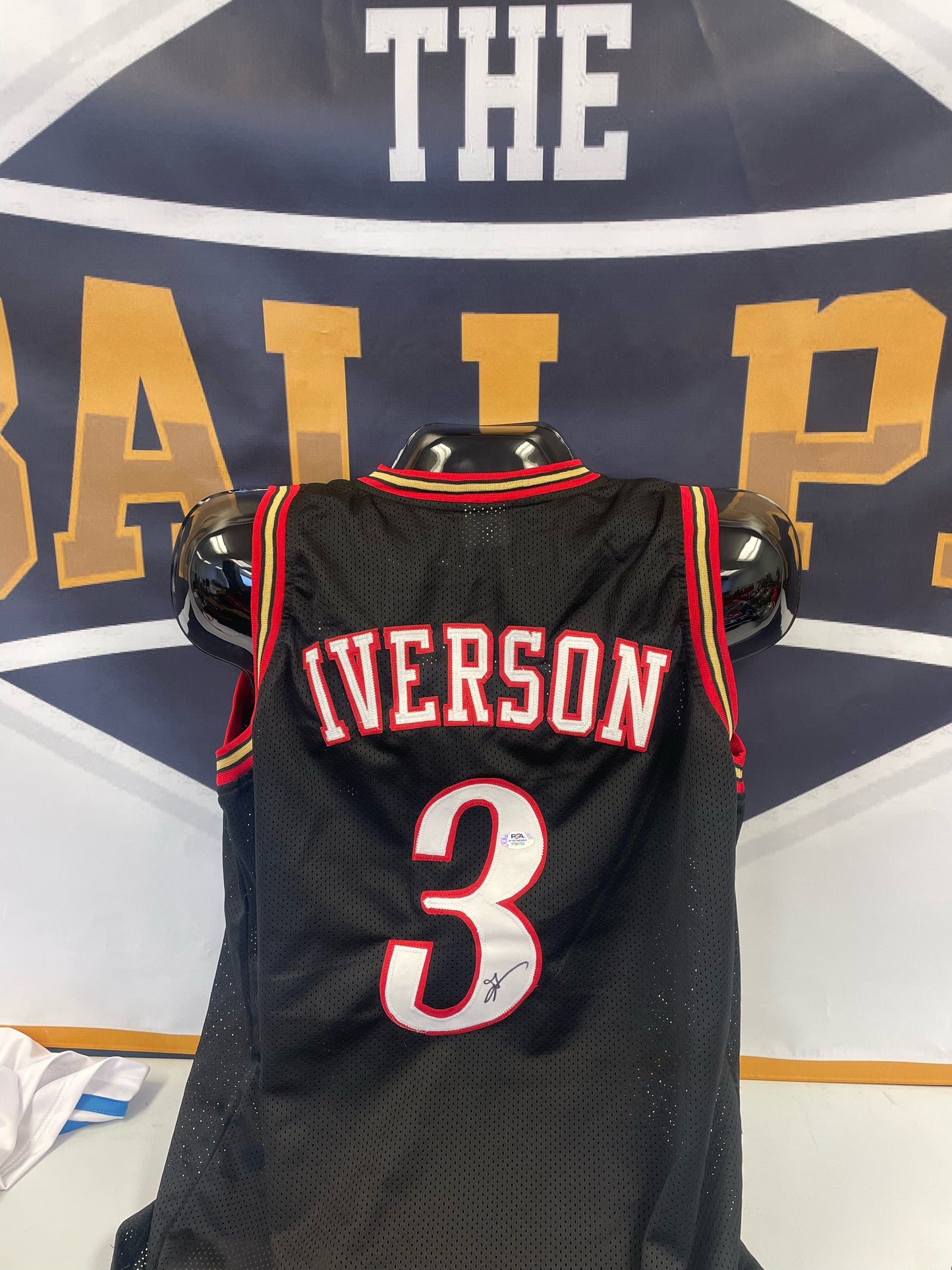 ALLEN IVERSON BLACK JERSEY